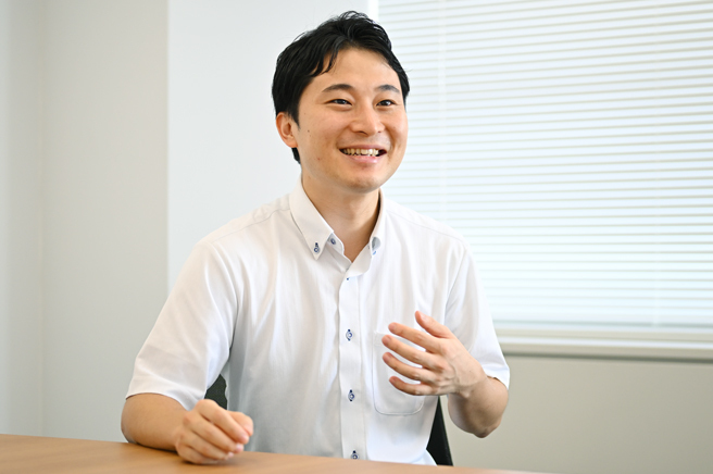 企画営業職